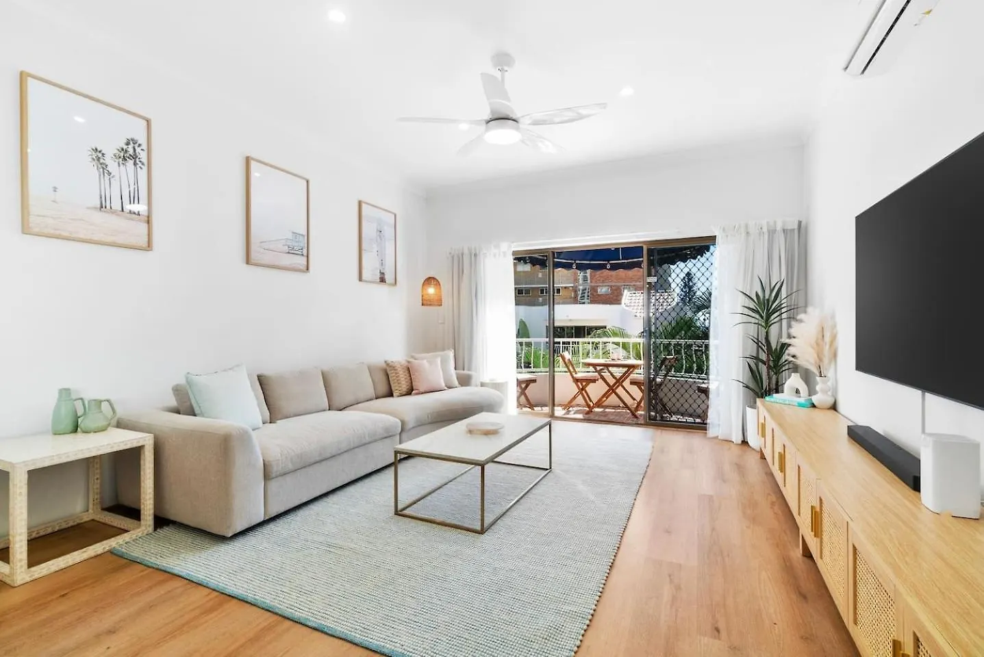 St Tropez Treasure - A Dazzling Beachside Resort Gem Gold Coast 0*,